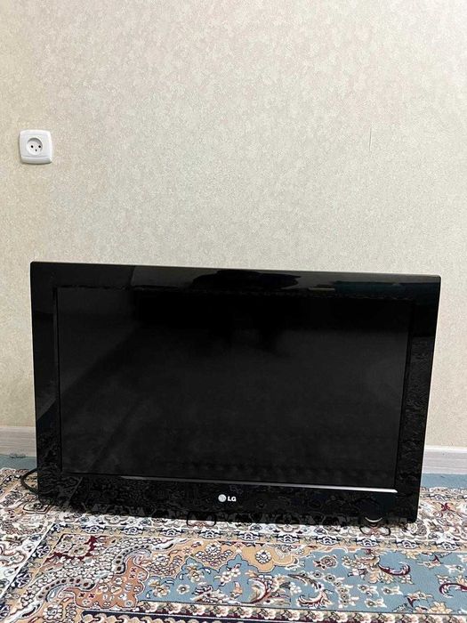Продам телевизор LG 32LF2510