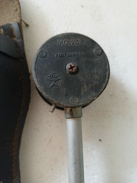 Манометр для измерения давления СССР.