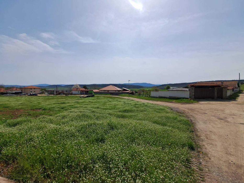 Парцел за жилищно строителство в с. Драгижево