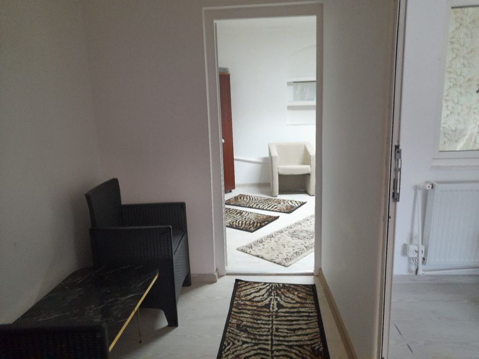 Vand spatiu comercial in zona centrala