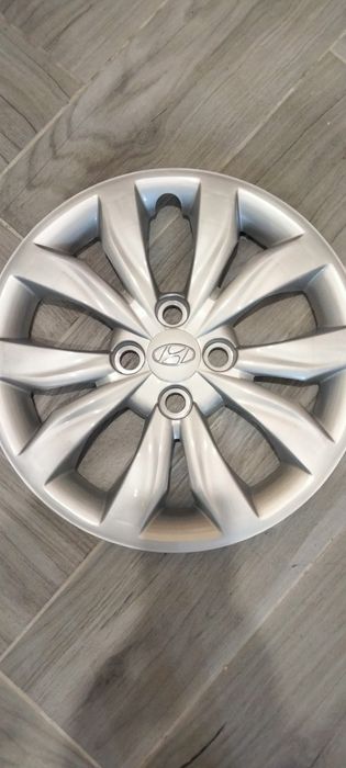 Колпаки на Хундай акцент новые