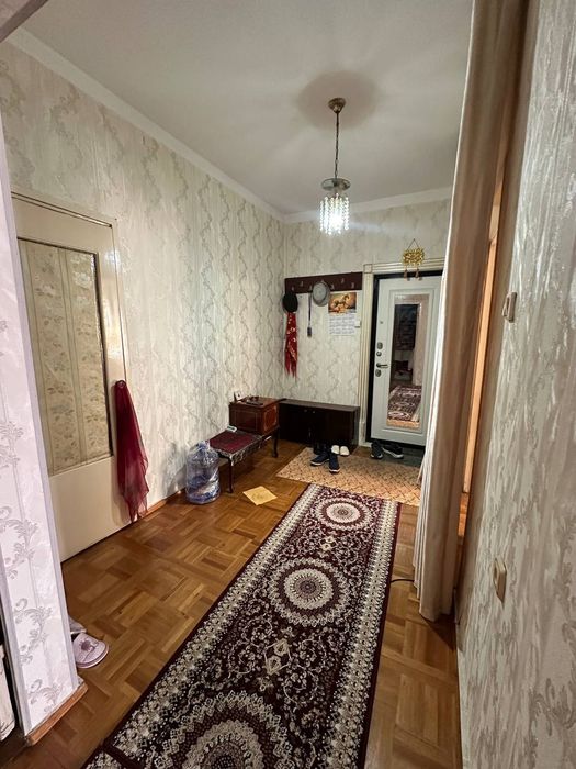 Продается 4/3/5 квартира Карасу-4