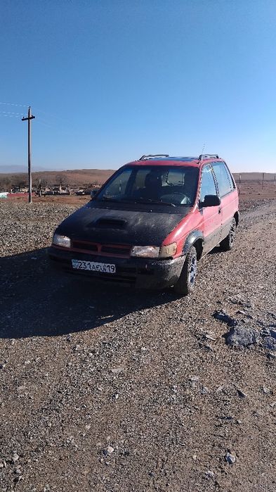 Машину продаю митсуби