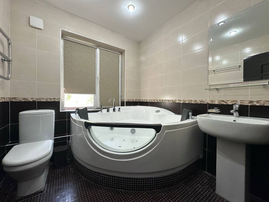 4х ком / Садык Азимова / 77 серия / 145 школа