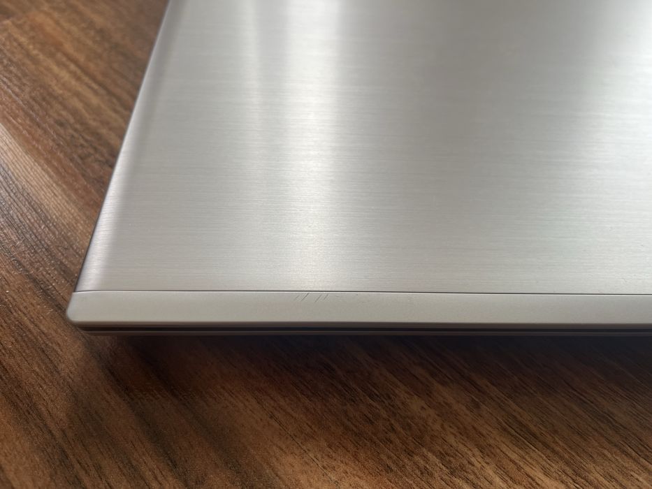 лаптоп laptop Toshiba SATELLITE P50-C с подарък мишка