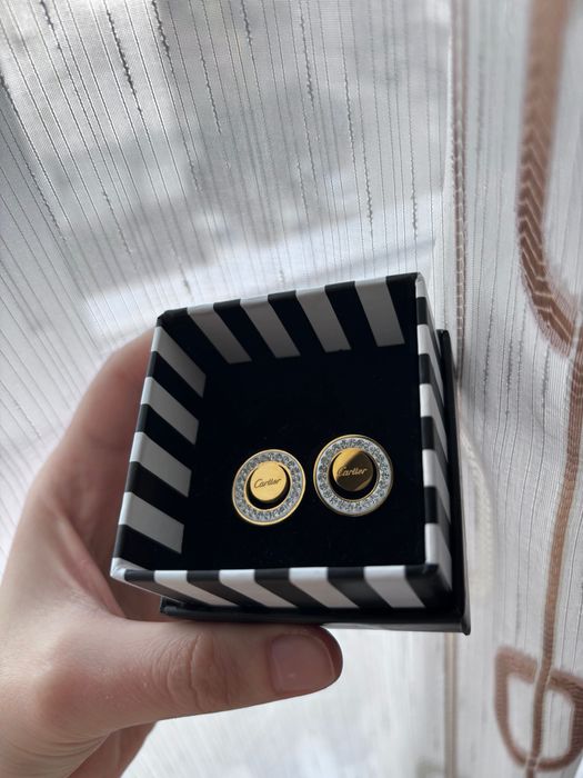 Cercei Cartier aurii cristale