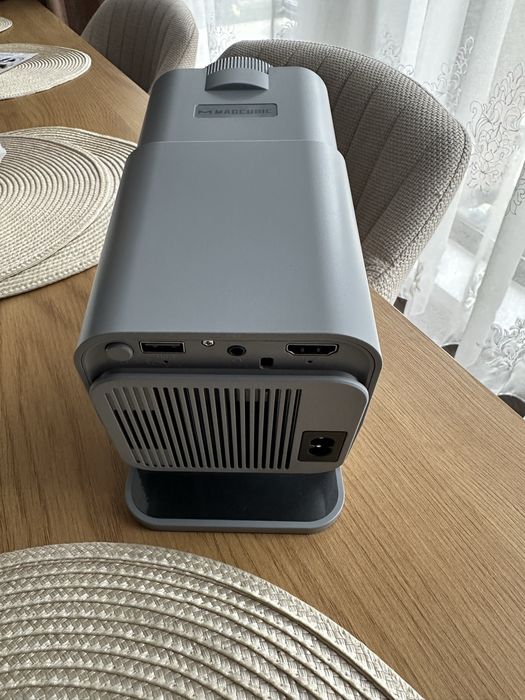 Proiector smart Magcubic nou !