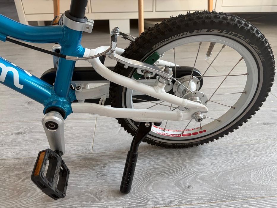 Pachet Complet Bicicletă Woom 2 Albastru (14") + Cască Woom S (cu cutie) + Accesorii