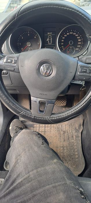Dezmembrez vw golf 6 2.0 1.6