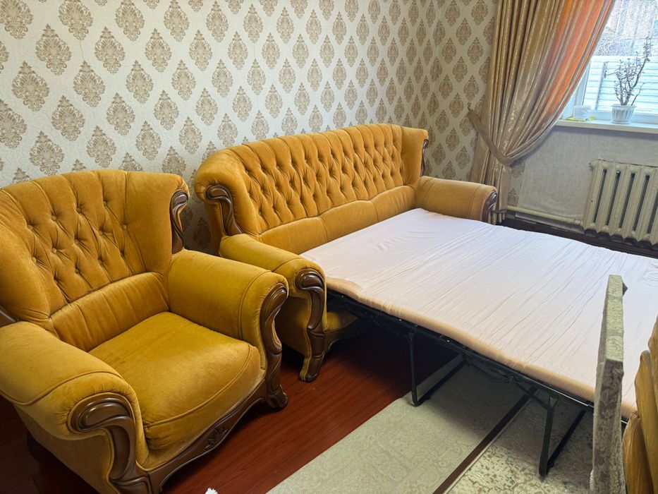 Диван в хорошем состоянии