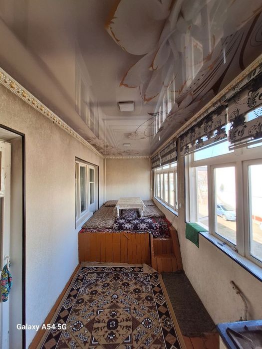 3 xonali uy sotiladi