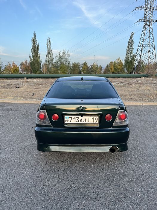 Lexus IS200 продам
