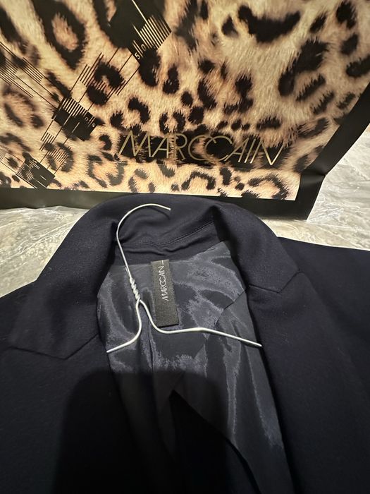 Оригинално Сако Marc Cain, размер 2