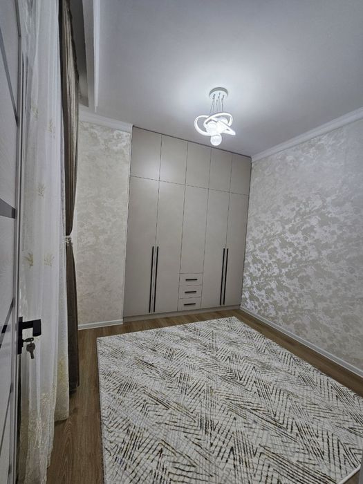Продается 3 ком. Квартира на 1 этаже ор. Фемили парк