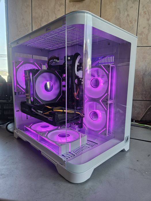 Unitate PC Gaming i7 9700K video 8GB RX 5700 16GB DDR4 M2
