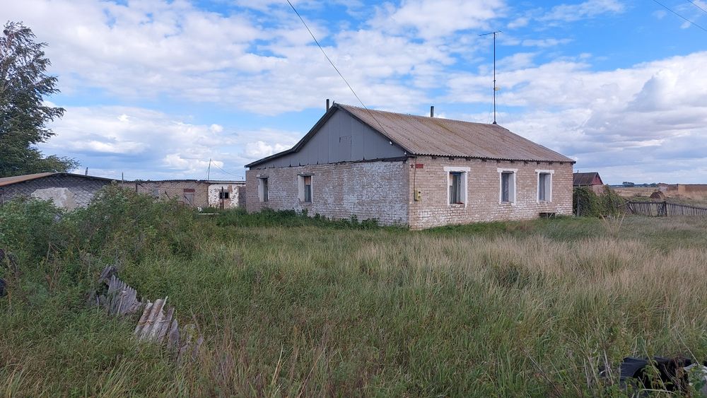 Продам большой дом из бруса