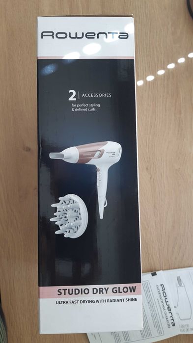 Сешоар ROWENTA Volumizer 1800W/2400