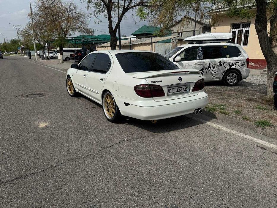 продаю Nissan maxima a33
