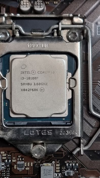 Геймърски компютър  rtx 3060 ti, 16gb ddr4, 10100f, за игри