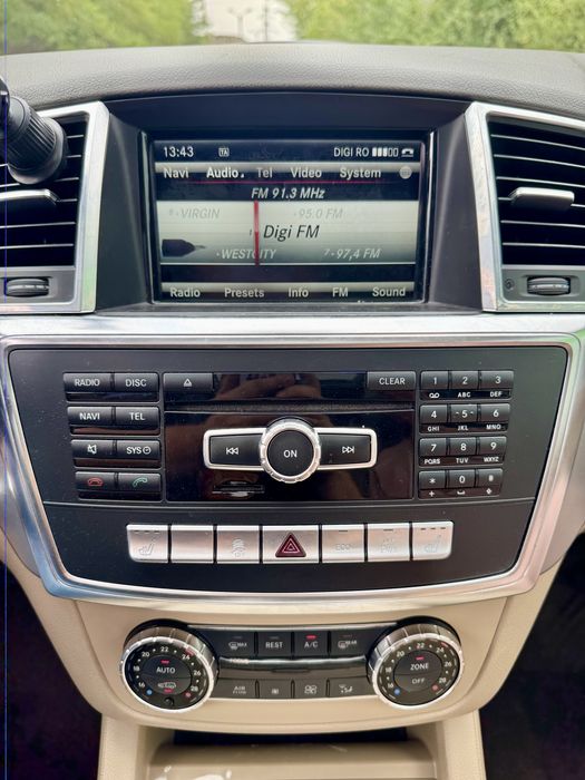 Mercedes-Benz ML 350 4MATIC 3.0 V6 • FULL • Distronic • 360° • Trapă Panoramică