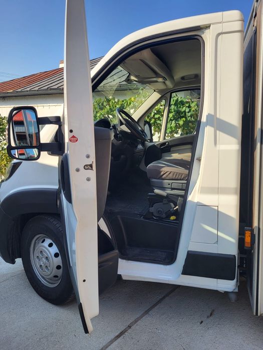 Peugeot boxer 2018 euro 6 ,  RAR efectuat 156000 km schimb doar cu T6