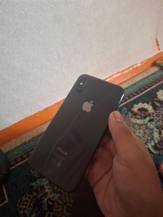 Айфон х 64 гб емкость80