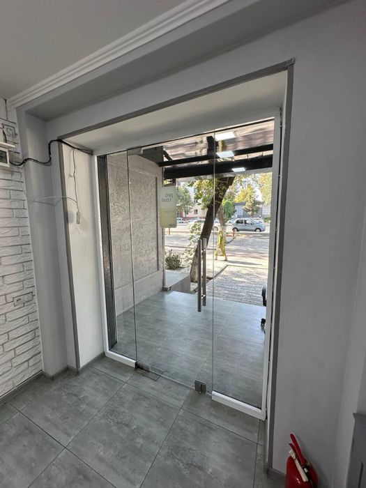 Первая линия Шота Руставели 81