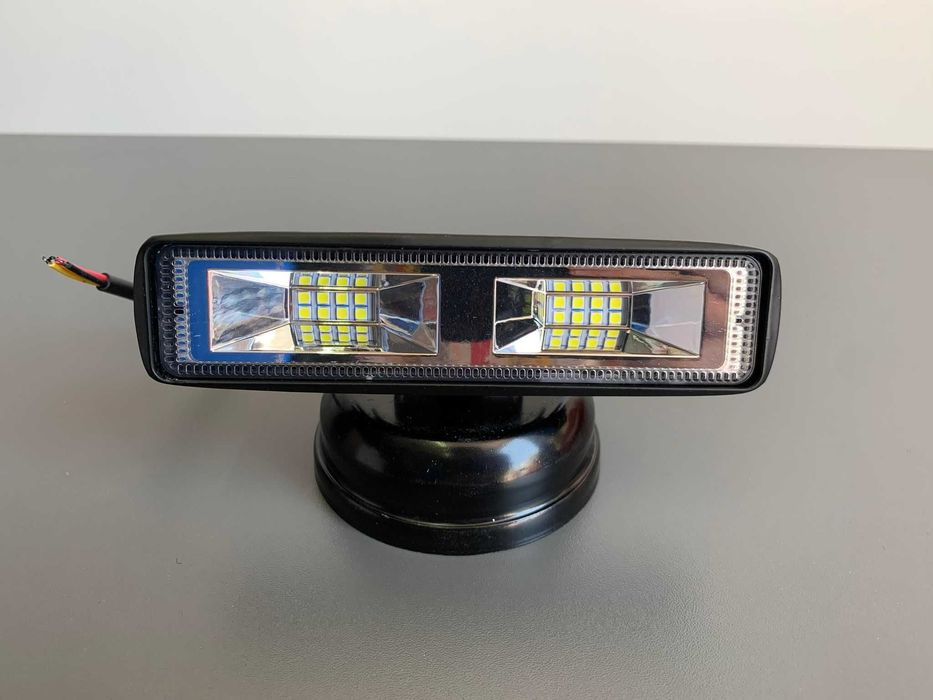 Proiector auto LED 60W, functie stroboscopica