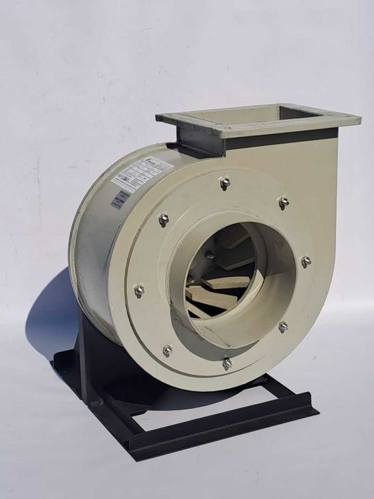 Киселиноустойчив вентилатор