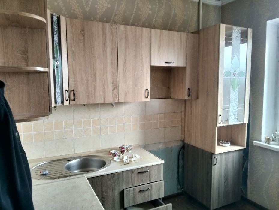 Кухонный гарнитур срочно