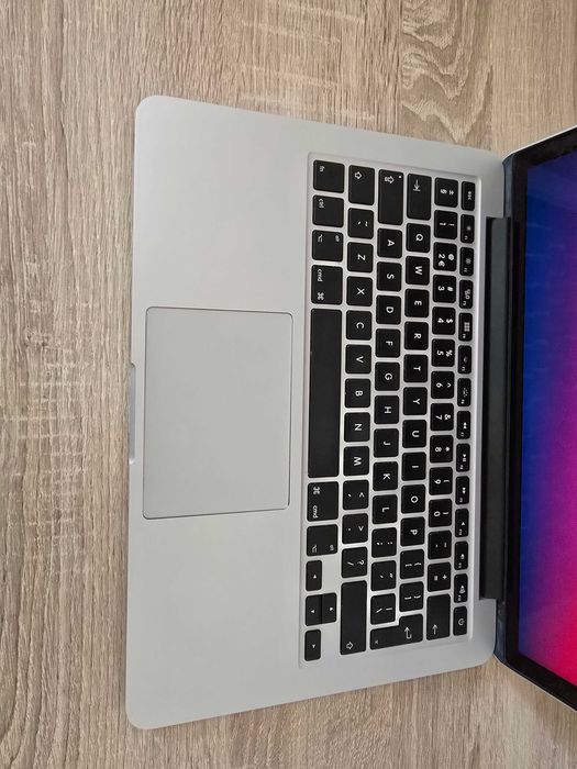 MacBook Pro (Retina, 13, )