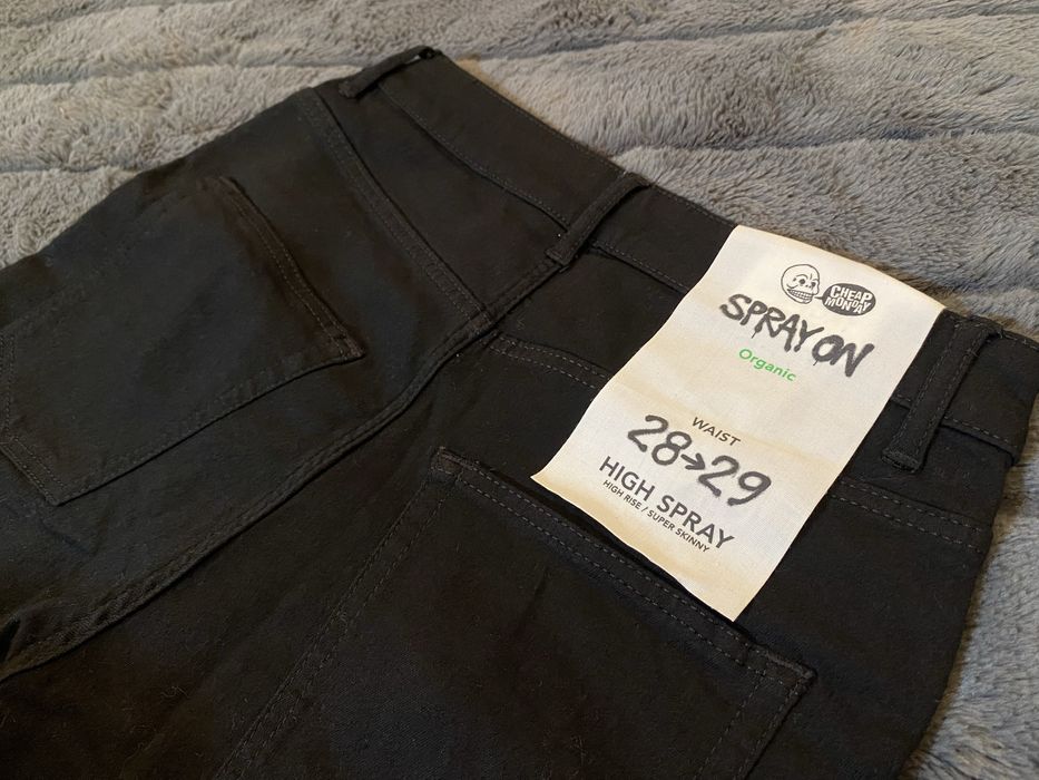 Нови Маркови Панталони Levi’s и Cheap Monday