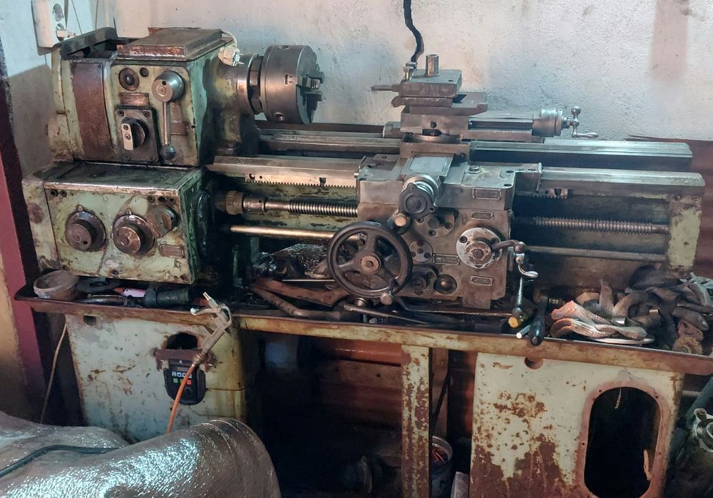 токарный станок 1п611