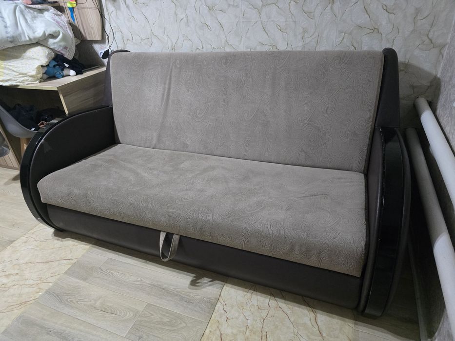 Продам диван раскладной
