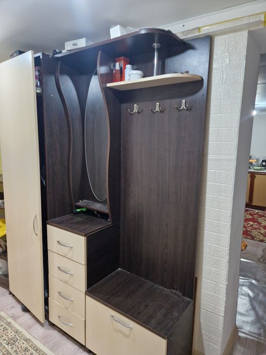 Продаётся прихожая, газ