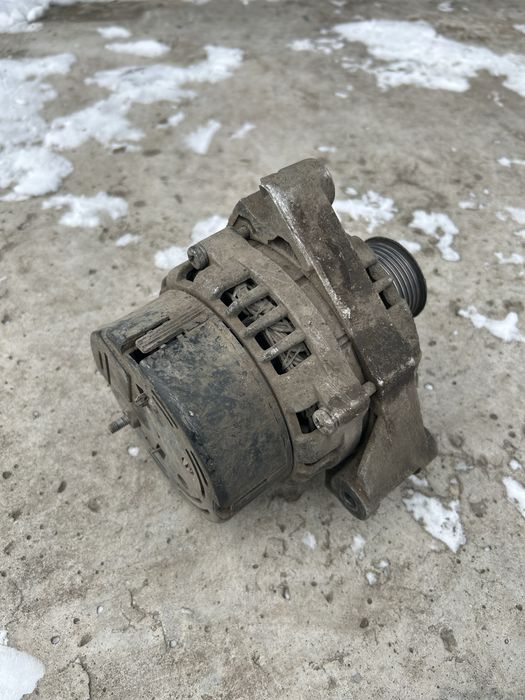 Продам Генератор Ваз 2110
