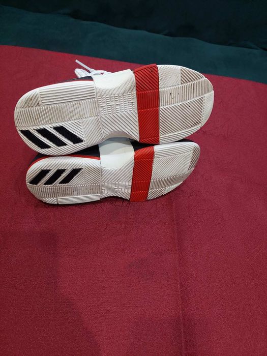 Маратонки Адидас, Adidas 37