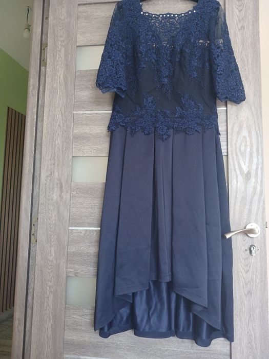 Vând rochie de seară marime L