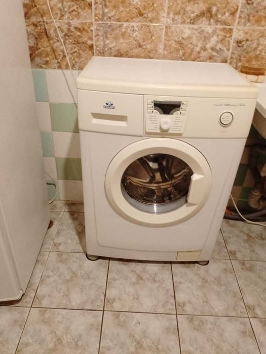 Продам стиральную машину