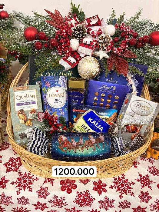 Новогодние подарочные корзины, янги йил саватлари
