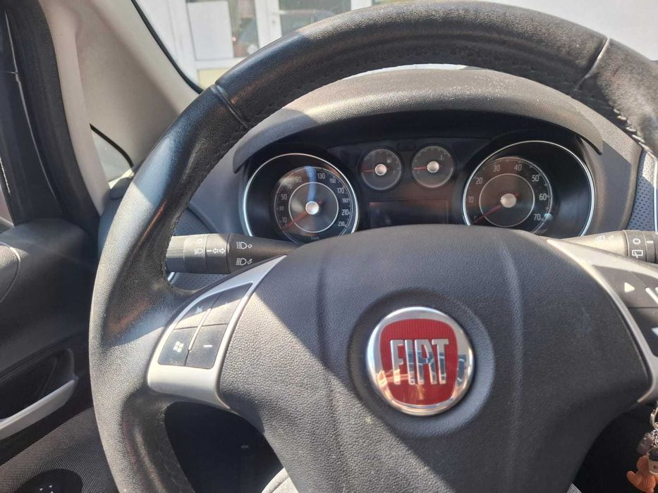 FIAT Punto 2011 — imagine 2