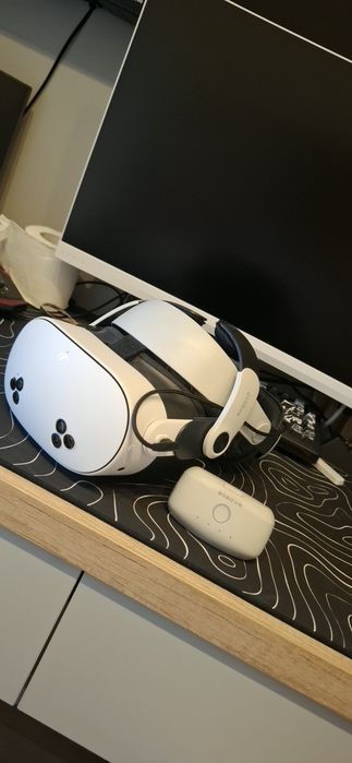 Meta quest 3s(cu strap si baterie externa)
