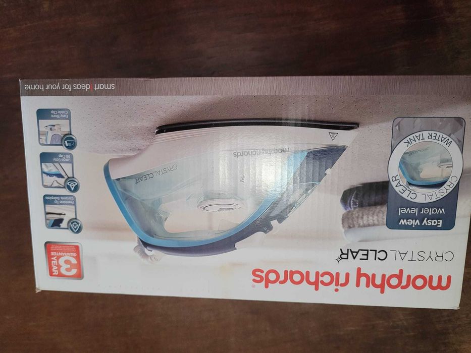 Fier de calcat Morphy Richards Crystal Clear