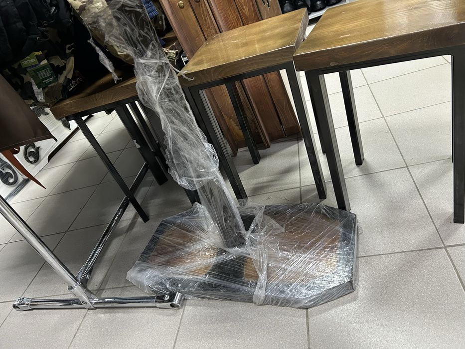 Продам стол 40000