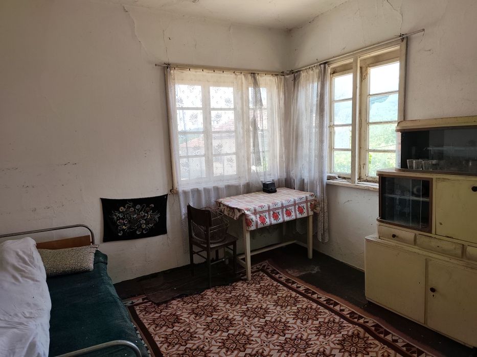 Продавам къща в Джулюница