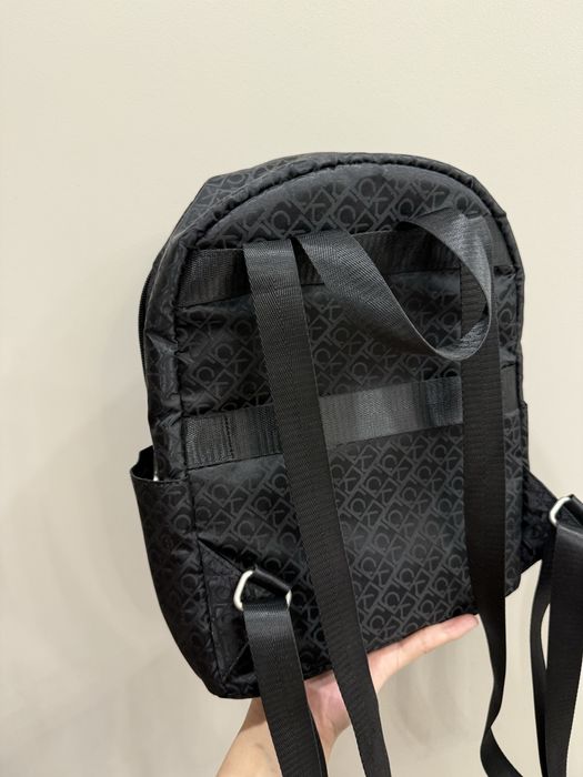 Рюкзак Calvin Klein среднего размера