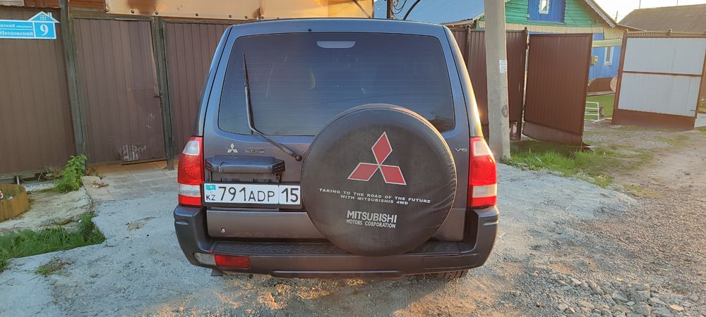 Продам паджеро 3