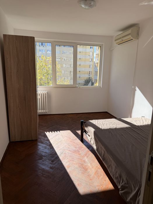 Vand apartament 3 camere, sos Colentina, Bucucresti, etaj 6