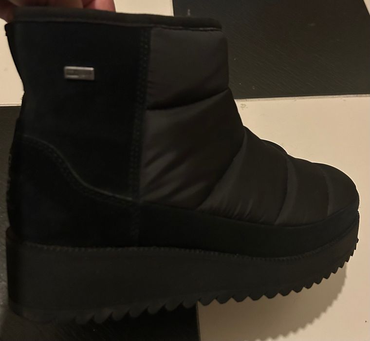 боти UGG 38 номер