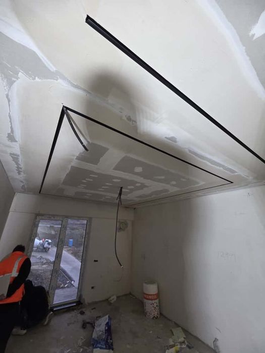 S.c  autorizata executam tavane si compartimentari din gips carton